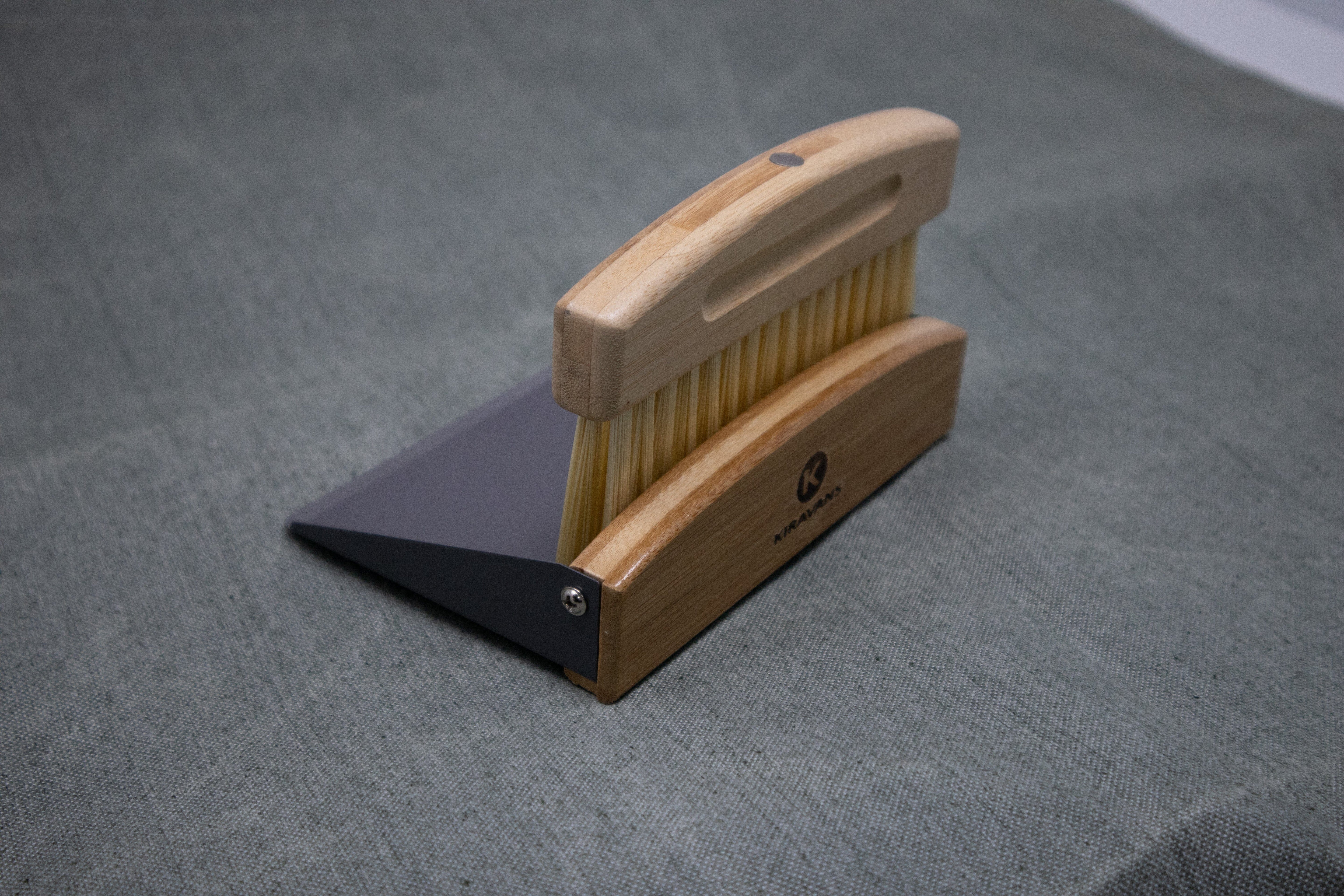 Kiravans SWEEPER Mini Dustpan & Brush with Magnet Kiravans