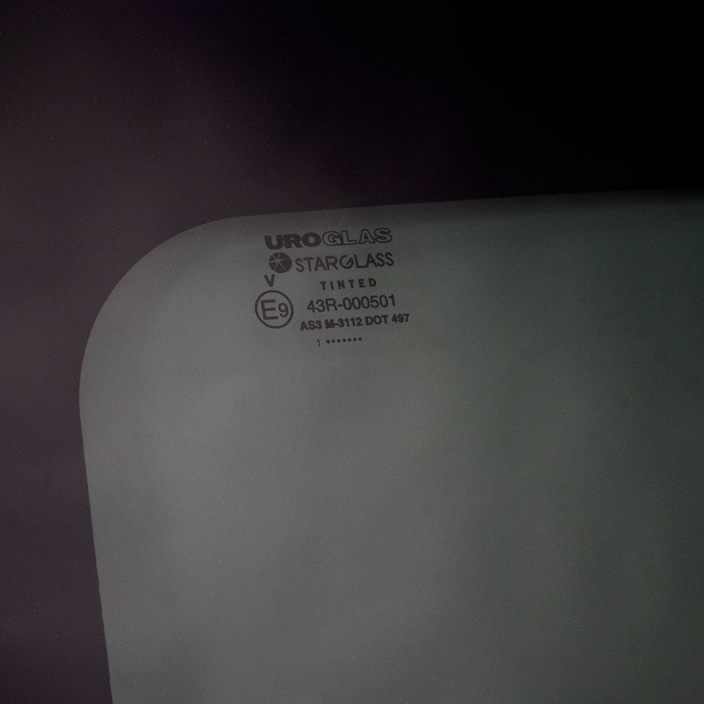 Barn Door Windows Renault Trafic / Vauxhall Vivaro 2001-2019 Camper Glass by Kiravans