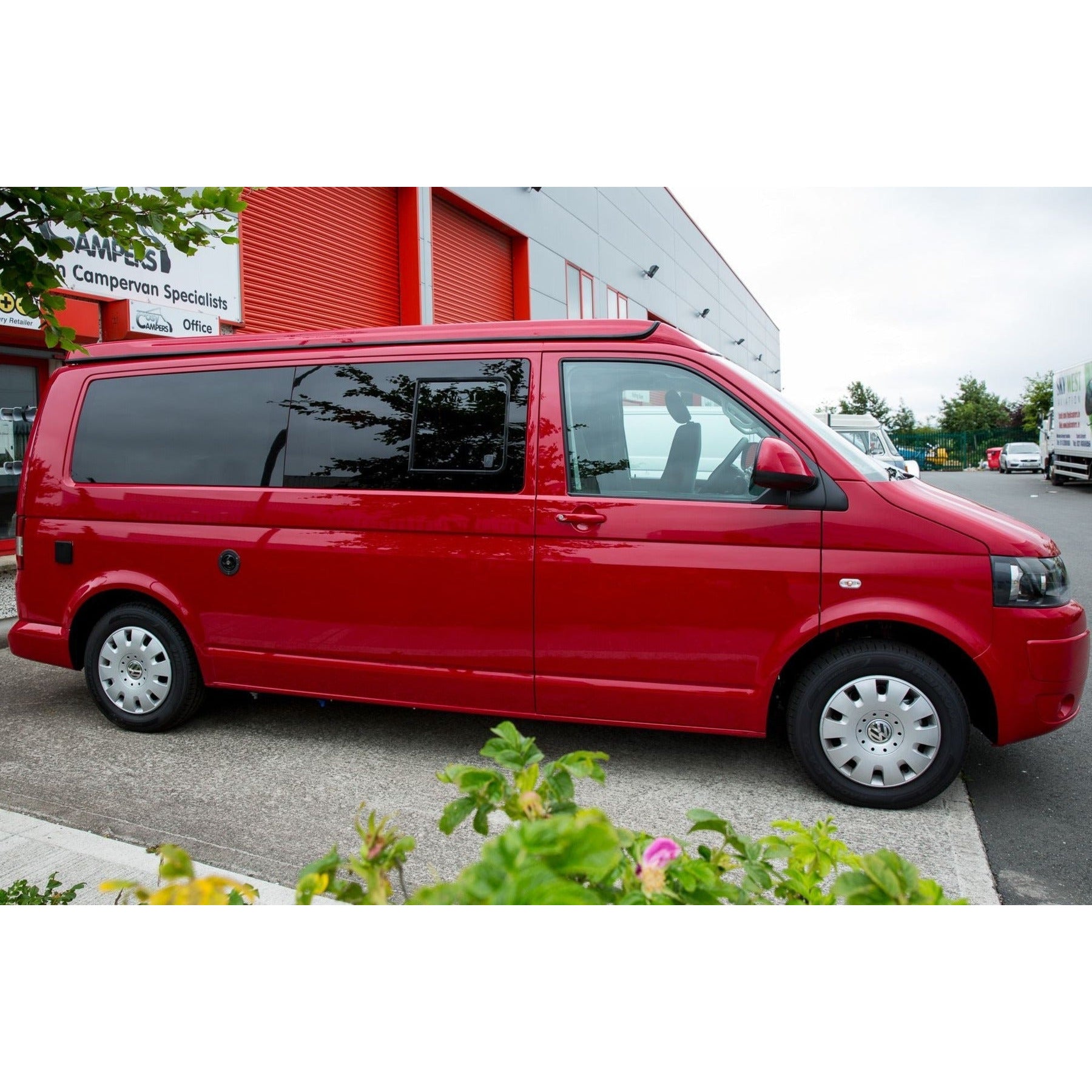 1 Left Fixed + 1 Right Opening Campervan Side Window Bundle VW T5/T6 Camper Glass by Kiravans 